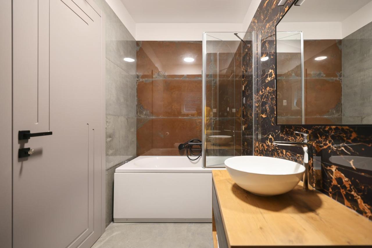 Rhapsody In Green - Luxury Villa In Zadar Crno エクステリア 写真