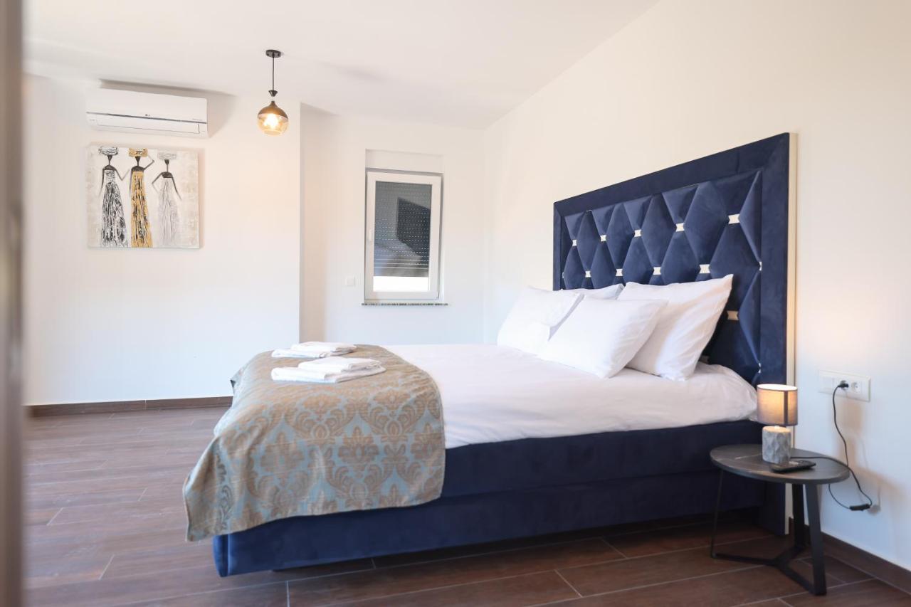 Rhapsody In Green - Luxury Villa In Zadar Crno エクステリア 写真