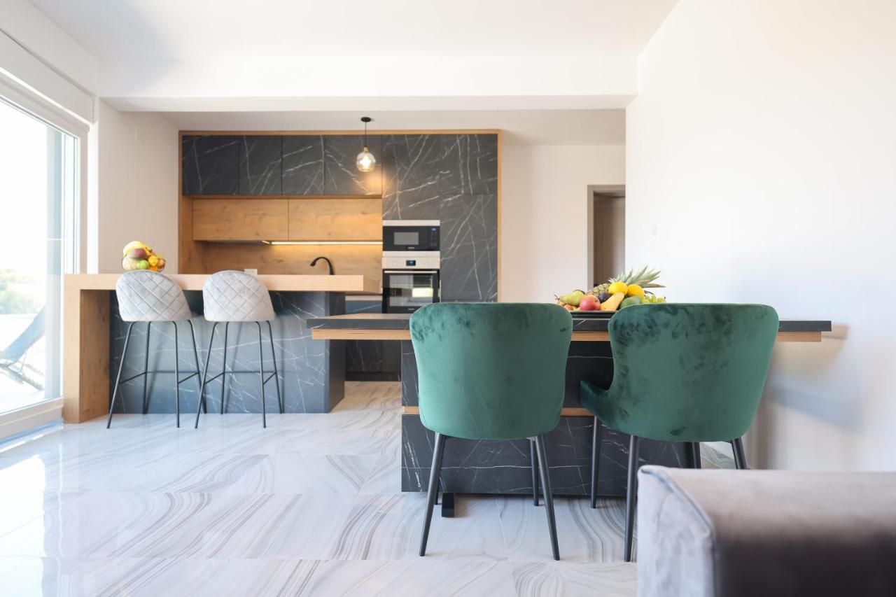 Rhapsody In Green - Luxury Villa In Zadar Crno エクステリア 写真