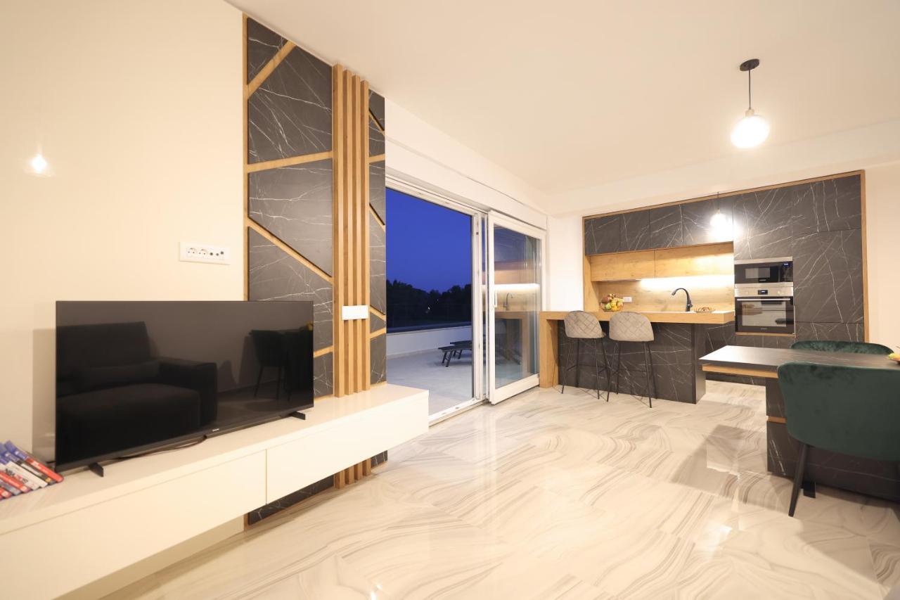 Rhapsody In Green - Luxury Villa In Zadar Crno エクステリア 写真