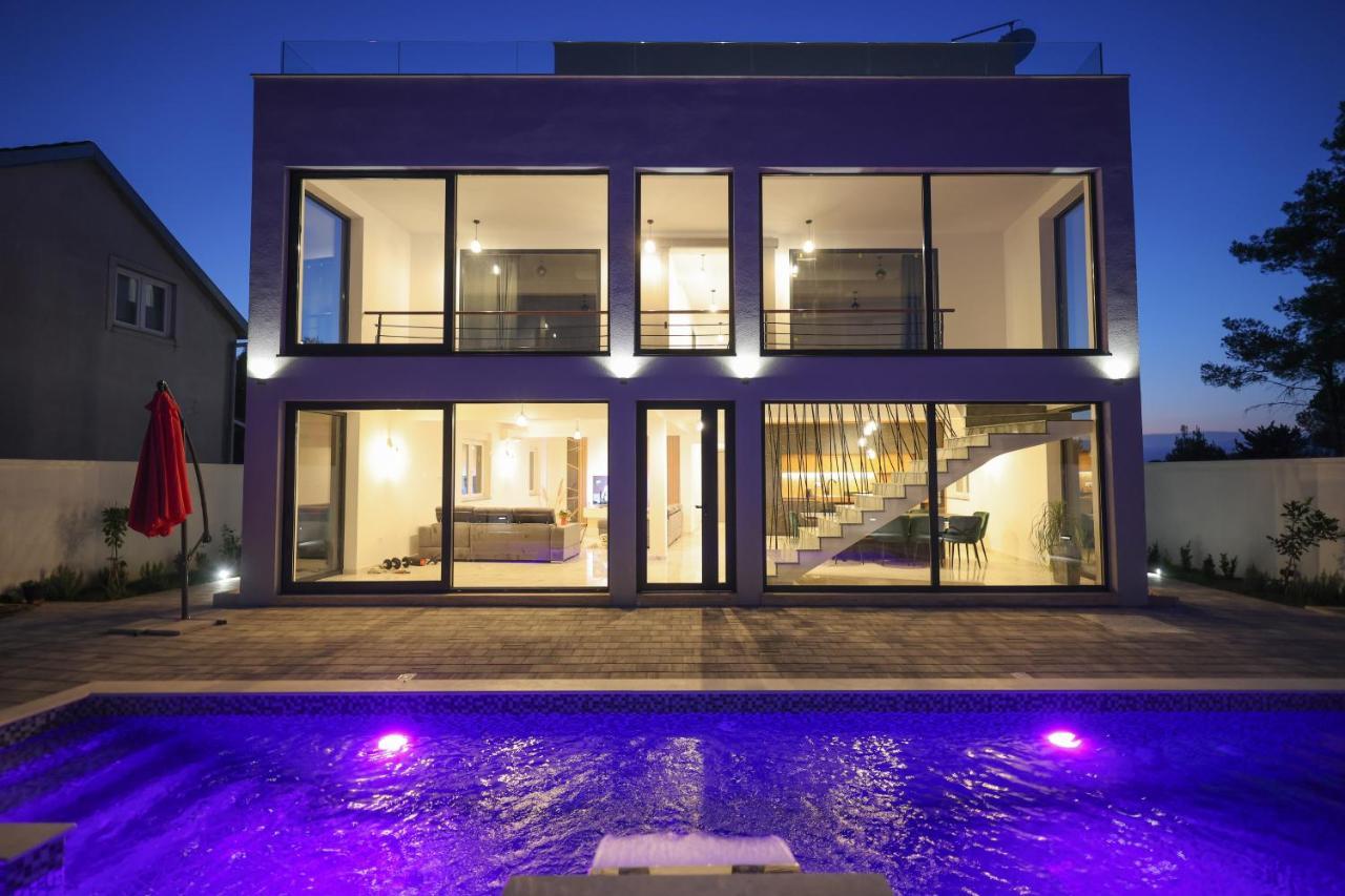 Rhapsody In Green - Luxury Villa In Zadar Crno エクステリア 写真