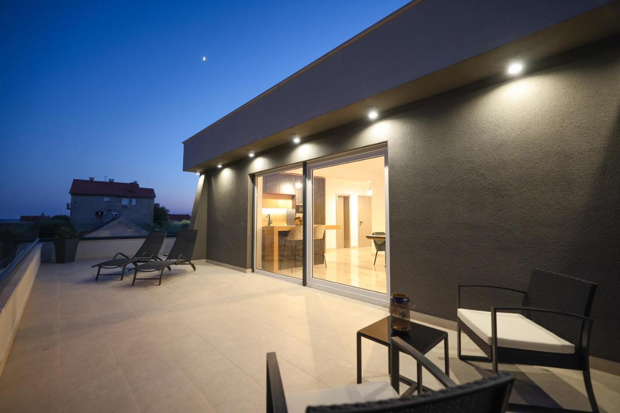 Rhapsody In Green - Luxury Villa In Zadar Crno エクステリア 写真